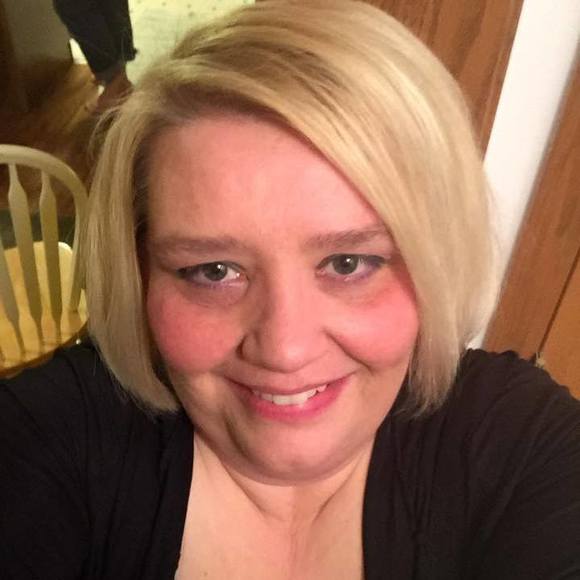 Meet your Posher, Carol - Picture 1 of 1